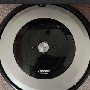 iRobot Roomba e5 Vacuum